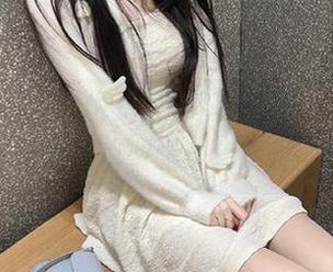 秀人网 – 自嘲也是风格，FoxYini孟狐狸吊带写真壁纸合集来袭！