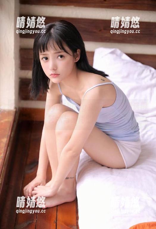 秀人网 - HeyuZhang女王的写真精选图库，艺术与时尚的完美结合