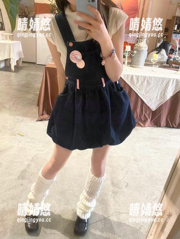 秀人网 - 摄影教科书般的美：MOON嘉依白丝精选原图，免费下载她的优雅与灵动！