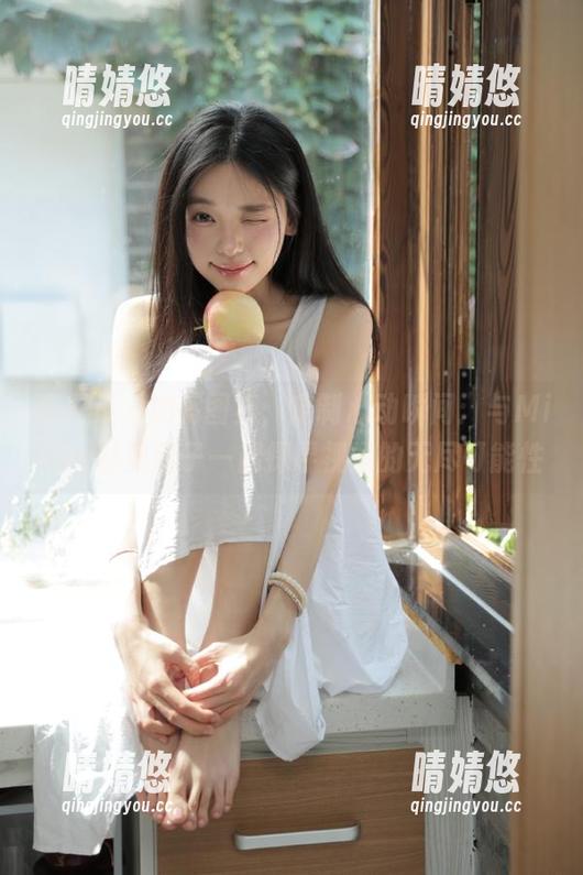 秀人网-Mieko林美惠子 秀人网 - 油亮图集,定制心动瞬间:与Mieko林美惠子一起探寻视觉的无尽可能性