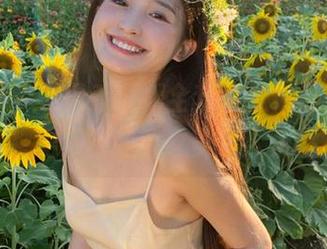 秀人网 – 发现乔安娜全套美足作品，全新视角下的足部之美引人入胜