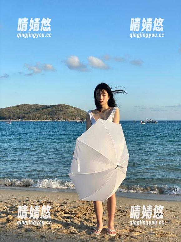 秀人网-九千柒柒 秀人网 - 九千柒柒姐姐精致写真合集,照片展现她的风采与优雅