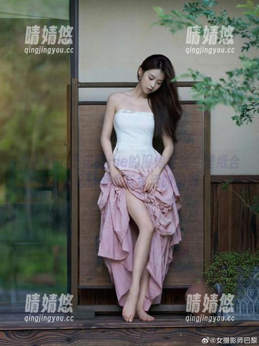 秀人网 - 于诺诺ise的厨娘之旅：壁纸合集记录美食与生活的浪漫