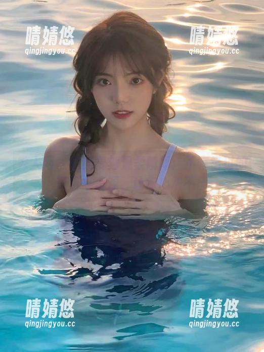 秀人网-俞漫 秀人网 - 俞漫复刻温柔瞬间:不容错过的写真集资源,让你心动不已