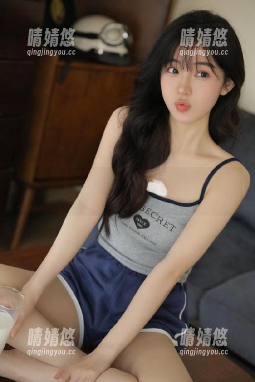 秀人网 - 快来看看区静瑶姐姐的写真全集，免费下载让你心动！