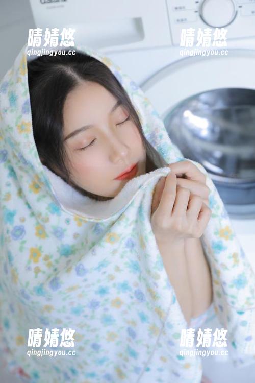 秀人网-叶佳颐 秀人网 - 白色绽放,叶佳颐福利图包带你领略不一样的美