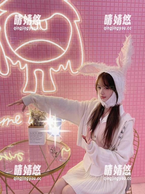 秀人网-安然儿 秀人网 - 震撼更新!安然儿丝袜风格写真原图来袭,吸引众人目光!
