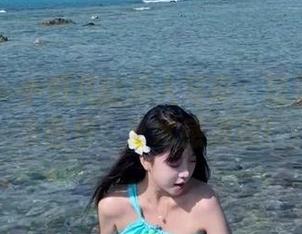 秀人网 – 小爪几的私人写真：精美套装合集图包，艺术感满满！