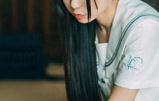秀人网 – 清水美嘉最新写真：免费下载她身着旗袍的原图，感受古典魅力魅影！