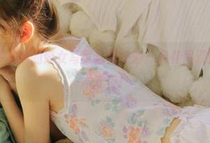 秀人网 – 潘多拉哦的修女写真合集来啦，免费呈现她的美丽与艺术才华！