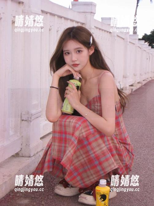 秀人网-白微Sera 秀人网 - 捕捉运动之美,白微Sera高清壁纸呈现不一样的生活态度