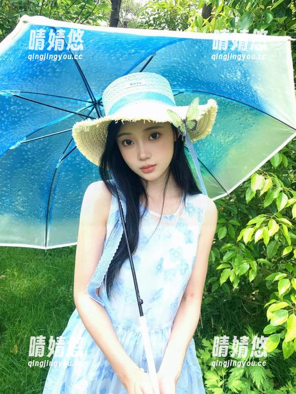 秀人网 - 萌白酱水手服高清图集分享，让你领略不一样的青春气息！