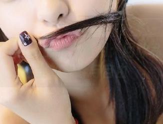 秀人网 – 言沫的泳池岁月：回味私拍写真里的青春与自由