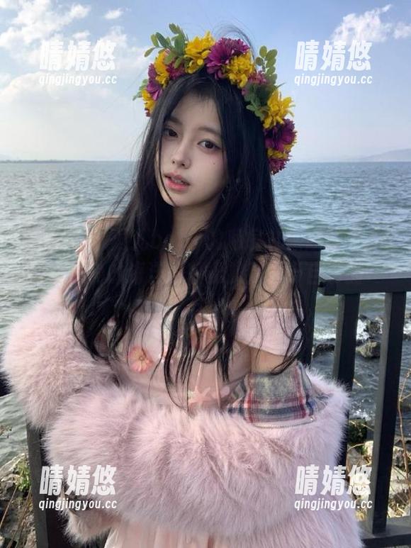 秀人网 - 雨儿baby的私房礼服原图，让你在时尚的海洋中轻松找到属于自己的一片！