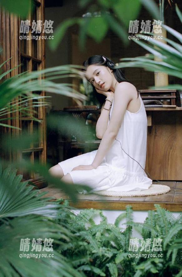 秀人网-龙女宝宝 秀人网 - 发现龙女宝宝黑白作品的新面貌:更新带来的无限可能