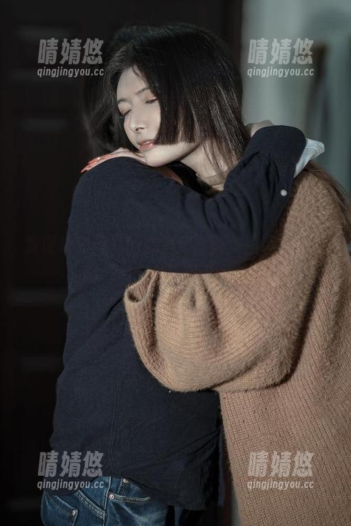 秋和柯基 发现秋和柯基的魅力:全新美图图包,展现“裤里丝”的艺术之美