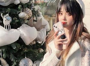 秋楚楚不秃头在天津的写真之旅，带来不可思议的图片合集