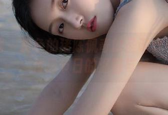 微密圈 – 粉色的猪陈佩奇的圣诞作品原图：传递节日的温馨与爱