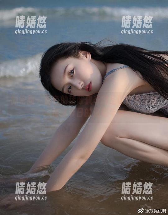 微密圈 - 粉色的猪陈佩奇的圣诞作品原图：传递节日的温馨与爱