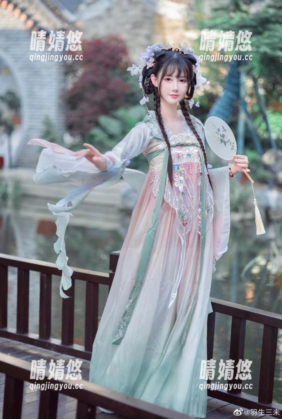 羽生三未 今晚不容错过,观看羽生三未的纯狱之风女警,原图中每一帧都透着浓厚的艺术气息!