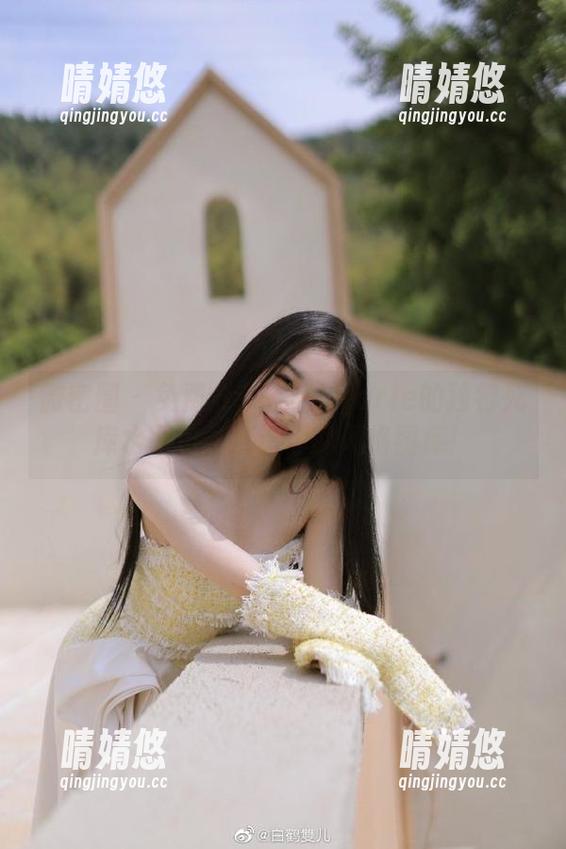 微密圈 - 免费分享脸红Dearie的独特死库水图包，打造你的风格图库！