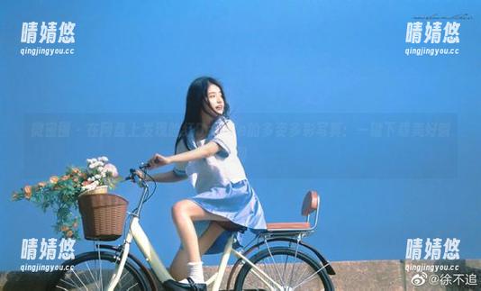 微密圈 - 在网盘上发现脸红Dearie的多姿多彩写真：一键下载美好瞬间