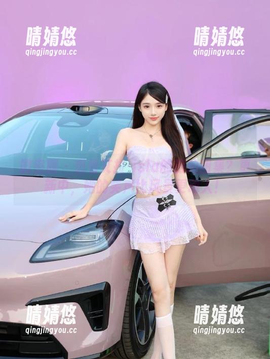 微密圈 - 想看艾拉·isla的旅拍图集？更新中，她的笑声比风景更动人！