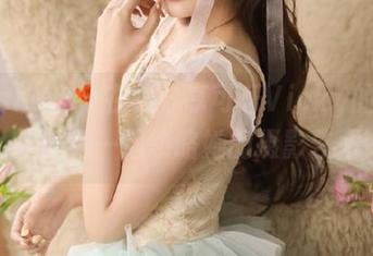 花漾show – 在线分享可乐Vicky的泳衣作品，一起领略她的摄影艺术