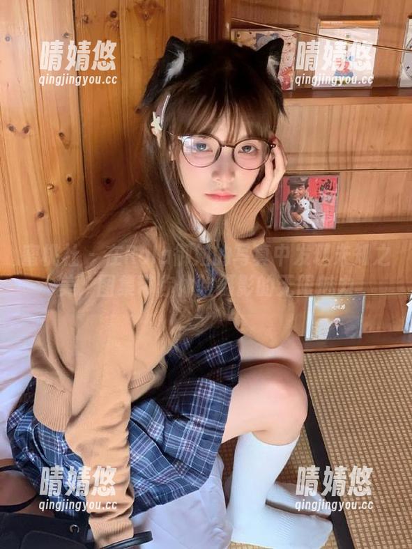 蜜桃社 - 在Rola御姐的写真中发现未知之美，图集带你体验摄影的无限魅力