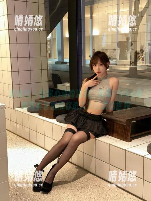 蜜桃社 - 让你心动的温柔：佩琦Pinky高清写真套图带你进入梦幻般的世界
