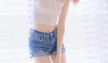 蜜桃社 – 何必再客气？在线浏览木奈奈旗袍图集，快来感受她的致命风情！