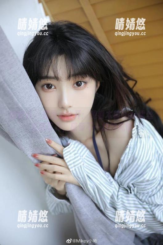 蜜桃社 - 原图大公开：观看木楠Nan黑丝系列写真，感受不一样的风情