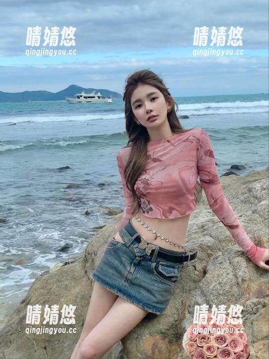 蜜桃社-林柔柔 蜜桃社 - 探索林柔柔的JK全集作品:每一张都是美的极致展现与内心的独白!