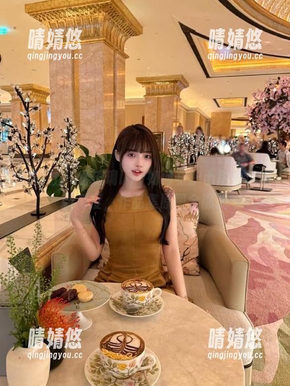 蜜桃社 - 看琉璃lily如何将护士形象玩出新高度，作品集原图全曝光