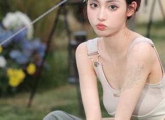 蜜桃社 – 探秘陆萱萱Cecilia泳池私房图集，释放清新气息的时尚写真作品
