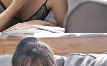 袜啵啵 – 小甜豆倾心呈现，定制女神写真让你感受绝美瞬间