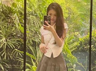 袜啵啵 – 熊熊为你呈现的全套板鞋图包：捕捉每一个细腻瞬间，时尚从未如此精彩！