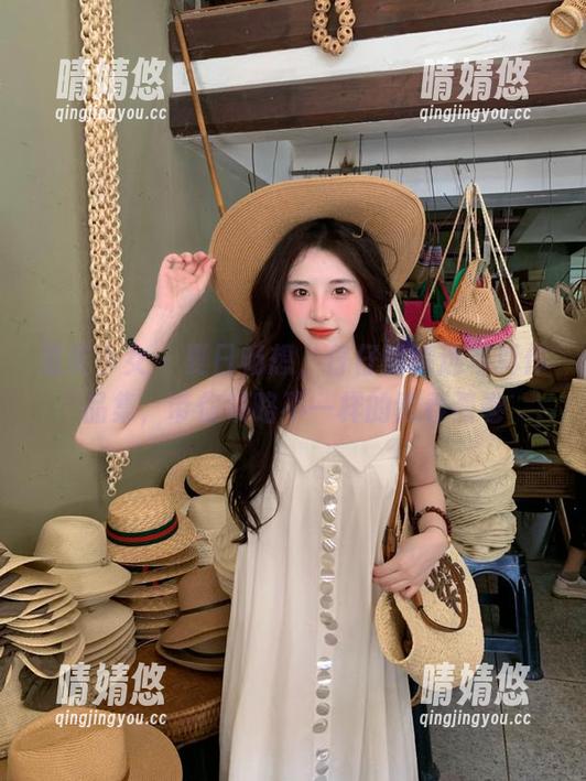 觅芙少女-仔仔 觅芙少女 - 夏日畅想,仔仔的精选写真作品集,带你领略不一样的青春画卷
