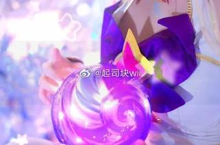 起起子vvvv最新写真：高清原图带你领略仆系女仆围裙的梦幻与可爱！