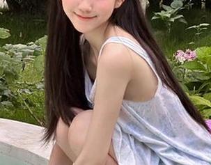 轰趴猫 – 倾心推荐！土肥圆矮挫穷女神图包精选，带你领略无限风情