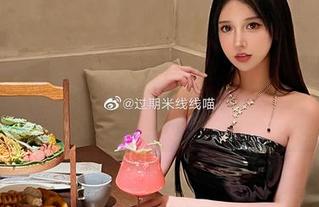 解密过期米线线喵的油亮写真，原图与合集让你目不暇接