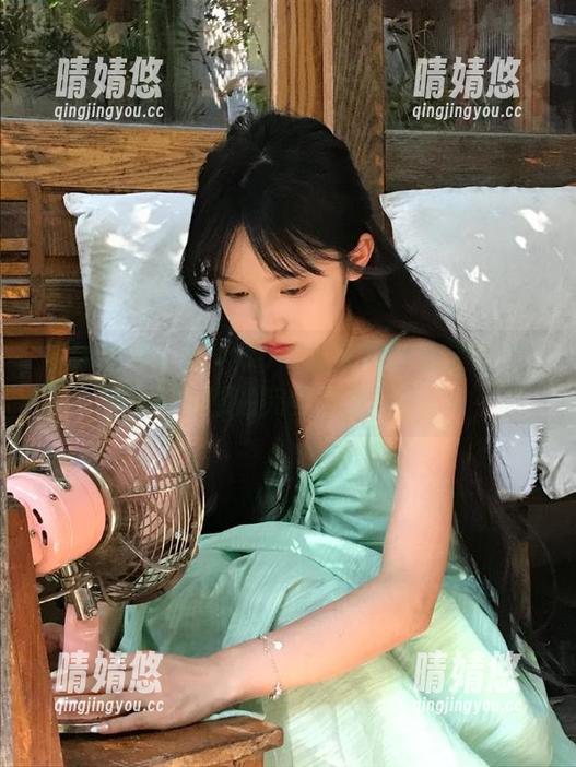 逐月Su 最新动态!逐月Su作品集带你走进Pr时期的完美时光
