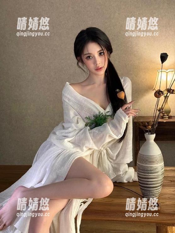 微密圈 - 让你心动的“厨娘”：陈佩奇写真合集分享，带你领略美的极致！