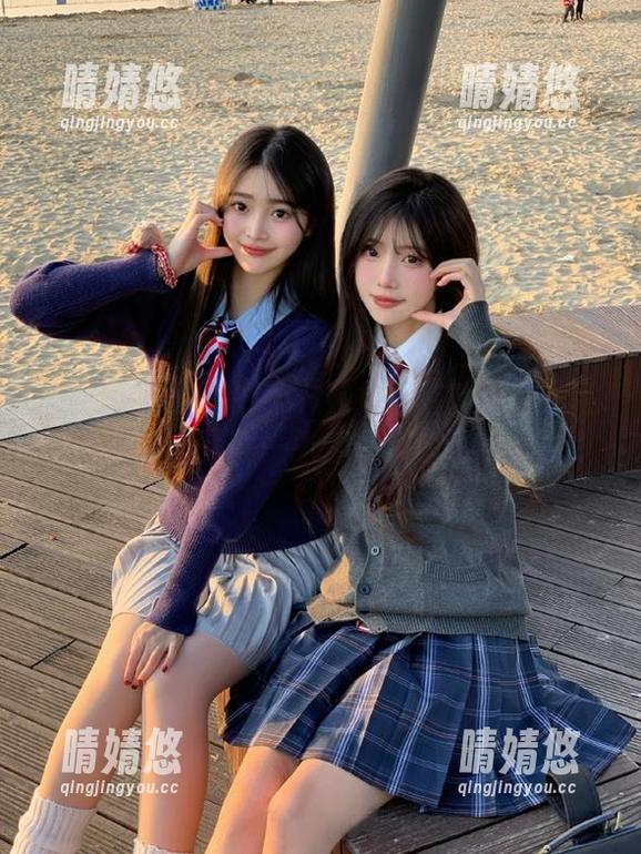 微密圈 - 陈妮妮UNI辣妹套装的无圣光写真合集：每一张都令人心动不已