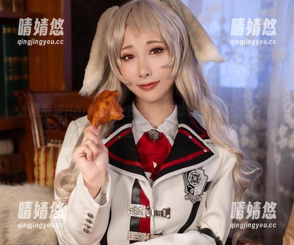 吐槽雨波HaneAme白色COS套图：这些pose是在给谁看啊？