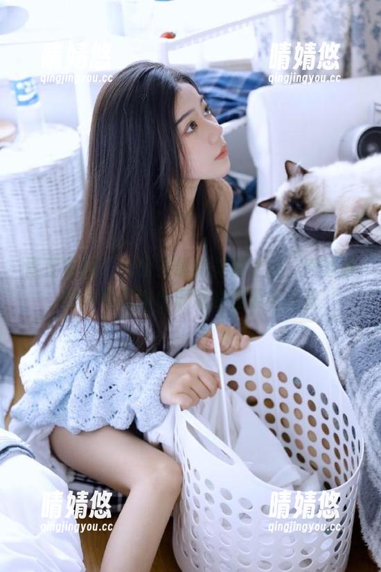 青丘女神-七公主 青丘女神 - 七公主最新美图上线,肉丝系列写真传递出满满的温柔与力量