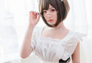 甜美与活力交融：青水百合子的小狼作品集精选，感受生活的热情！