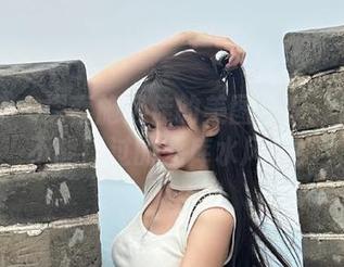 青豆客 – 探索施忆佳的美图分享：你绝对不能错过的死库水风情！