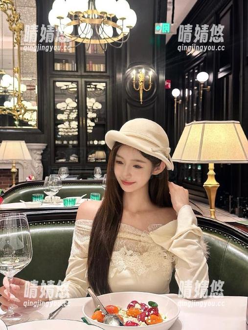 青豆客 - 黄可christine的照片背后：发现美图与剧情交织的奇妙旅程