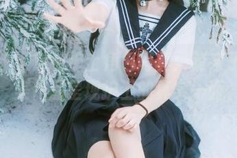 魅妍社 – 定制护士角色写真：萌奈子的精美作品呈现护士的真实一面